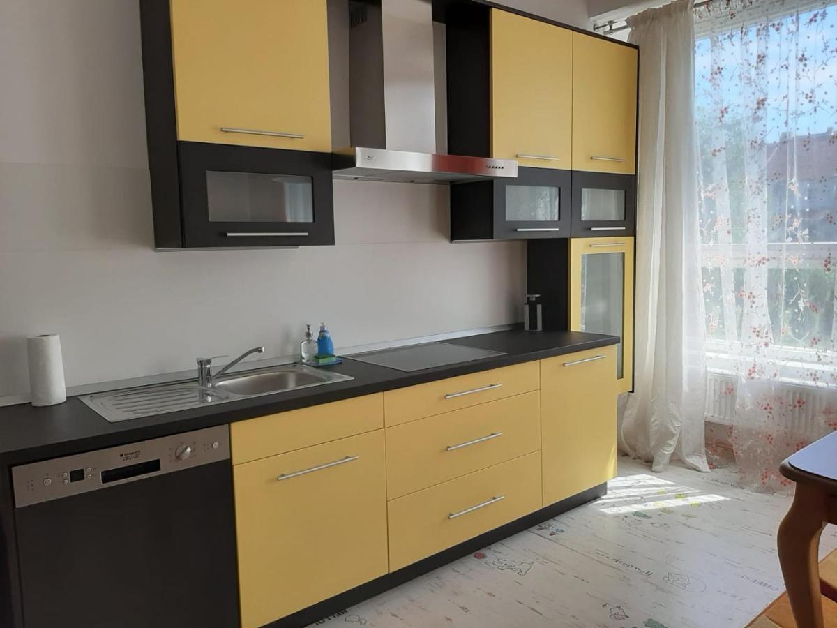 شقة Zluty Apartman A6 V Chomutove المظهر الخارجي الصورة